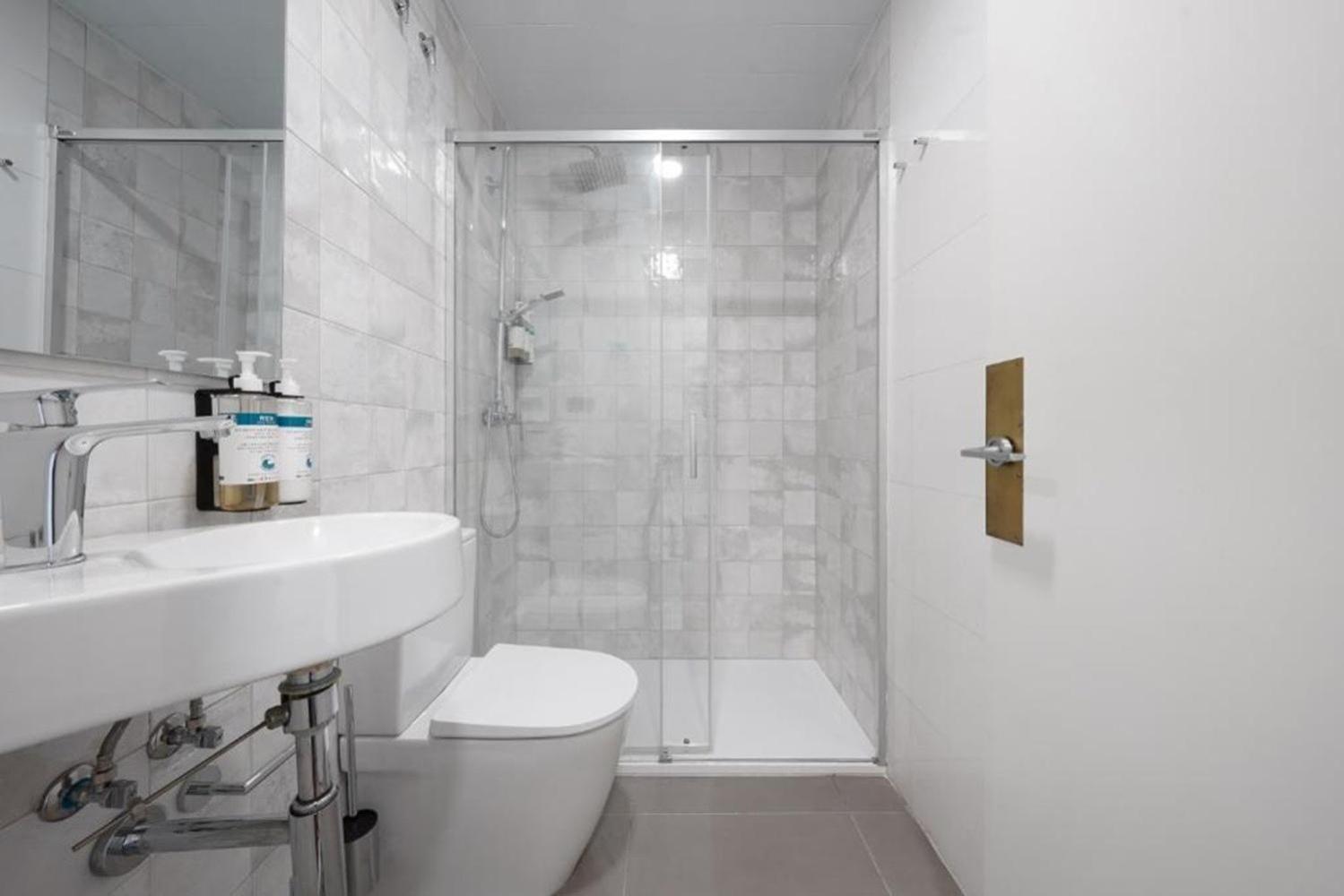Ola Living Plaza Catalunya Barcellona